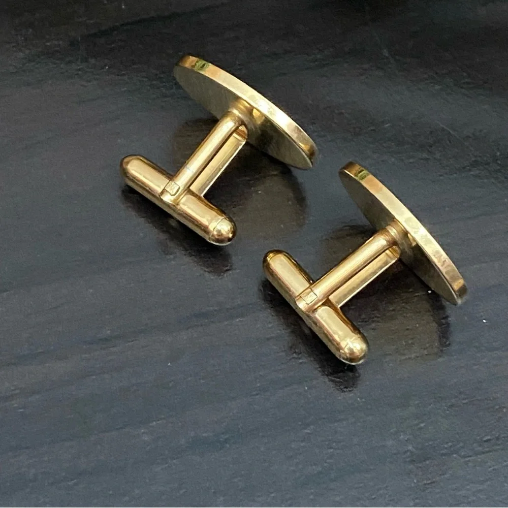 Vintage Unsigned Brushed Gold-tone Oval Cufflinks